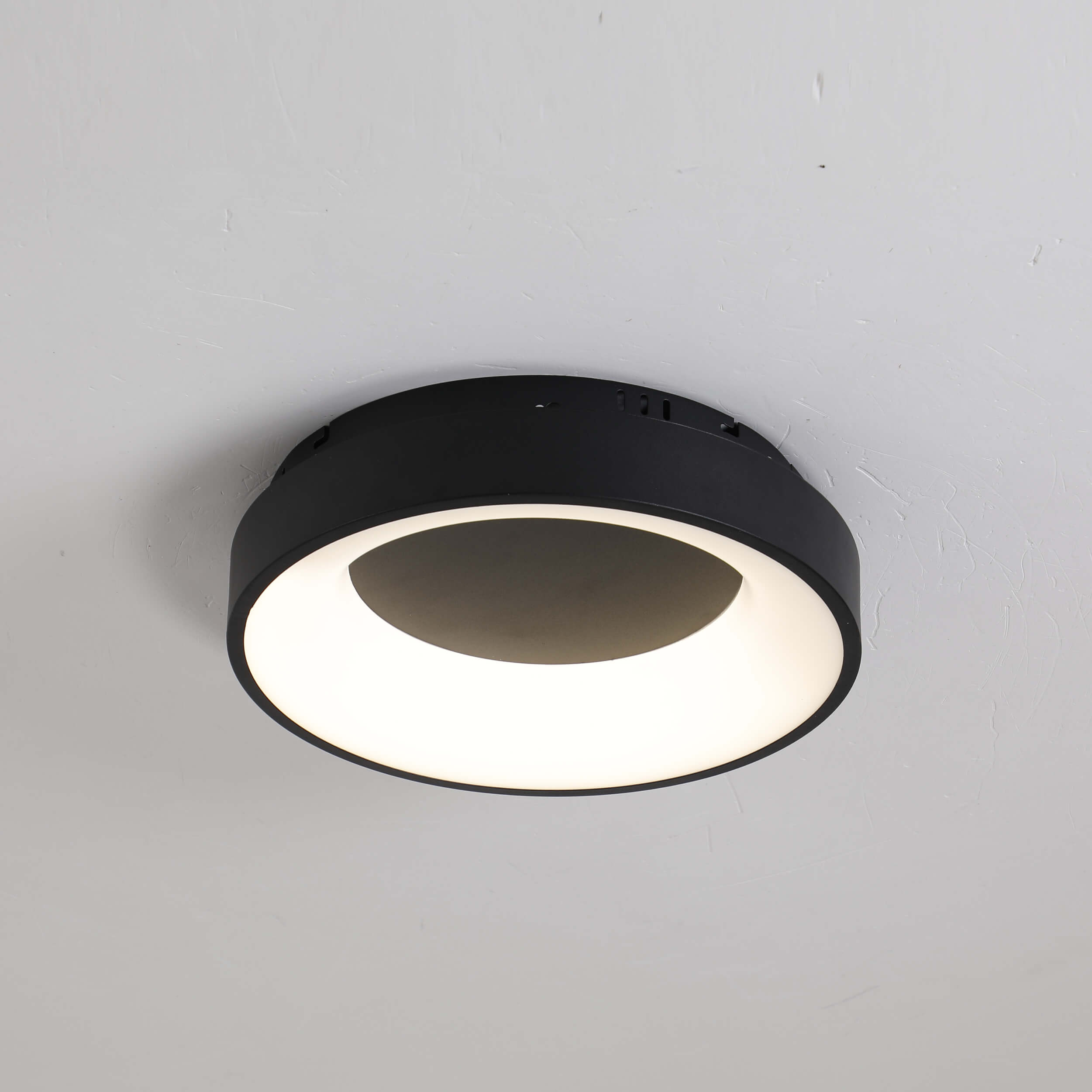 sleek round black led ceiling lamp