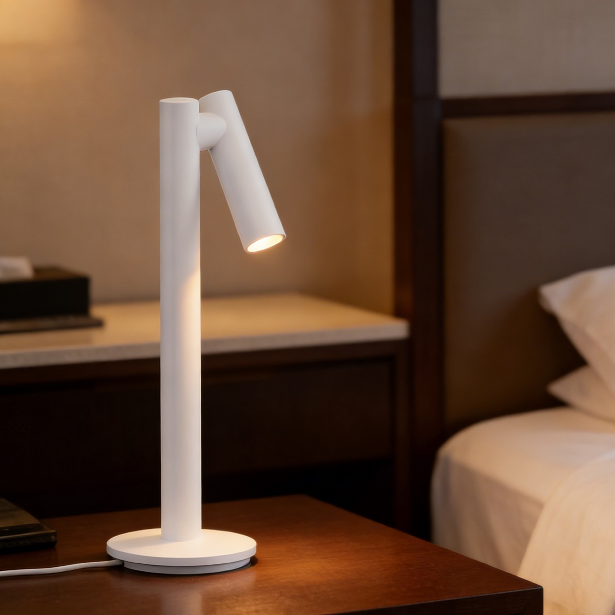 hotel white table light