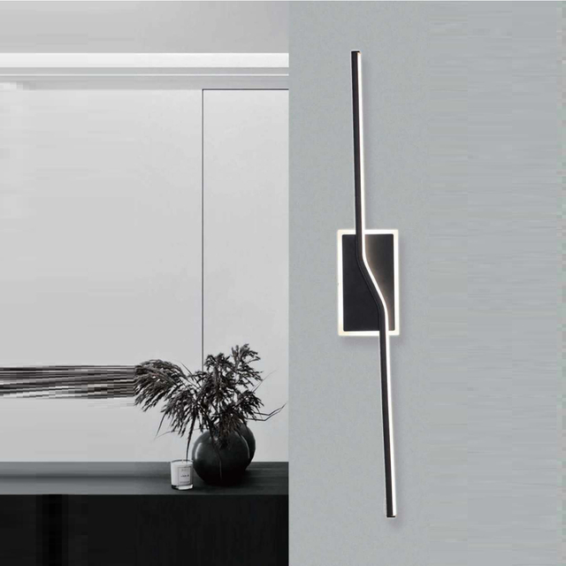 Minimalist Geometric Wall Sconce